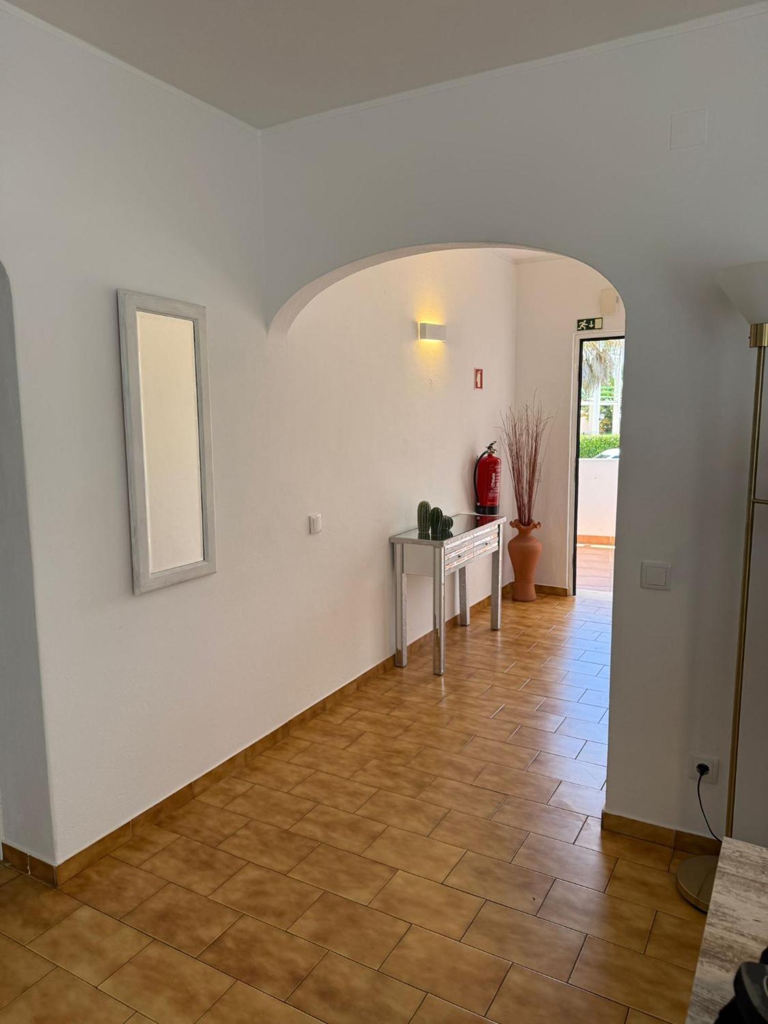 Cozy Apartment Oura Beach Albufeira Exteriör bild